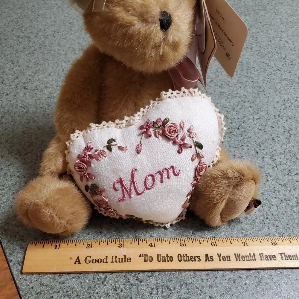 Mother's Day - Boyd's Bear Mom Heart Pillow - Picture 5 of 7